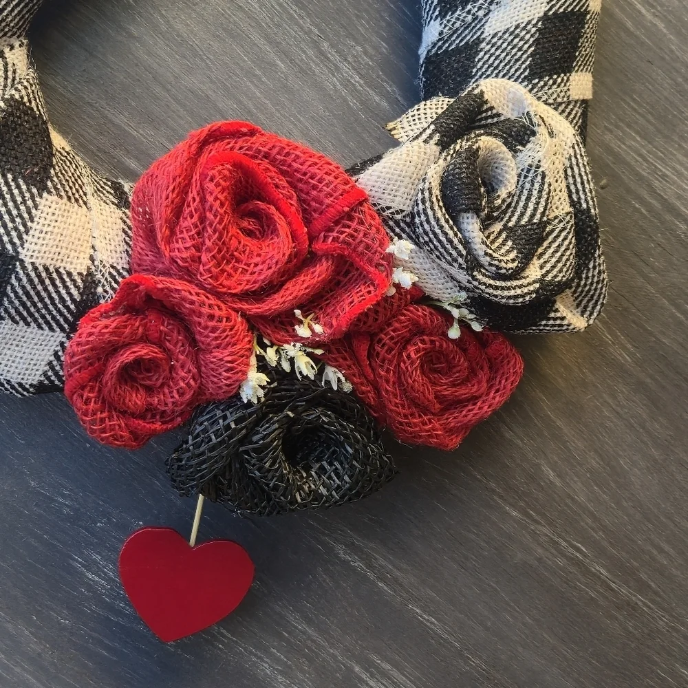 Handmade Heart-shaped Valentine's Day Wreath with black and white buffalo plaid